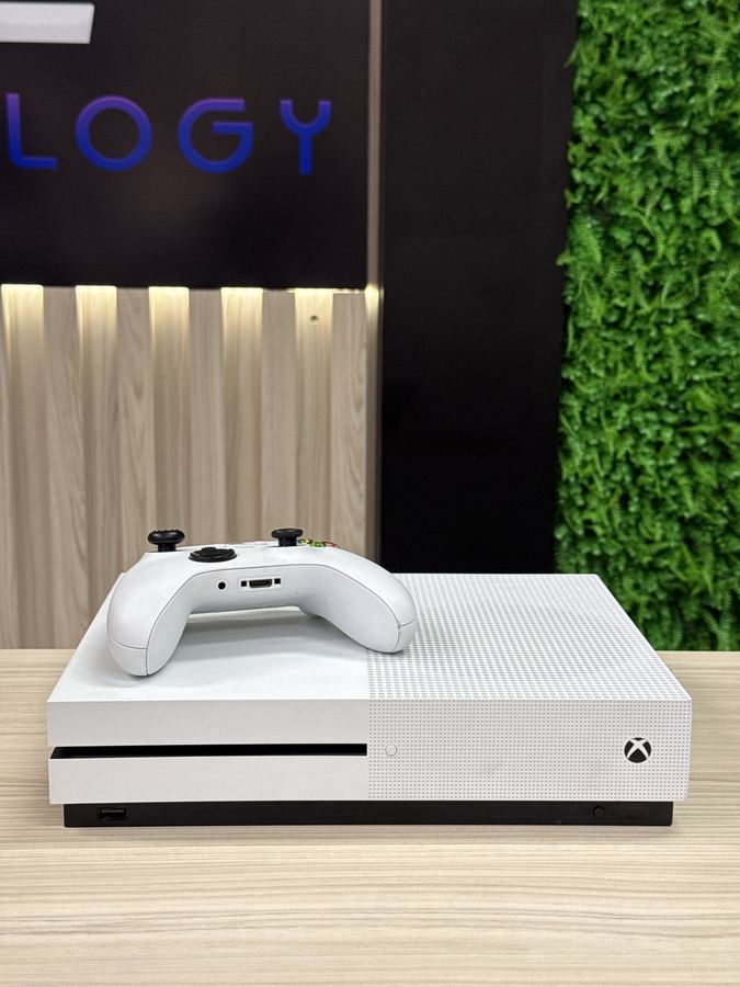 XBOX ONE S SEMI NOVO