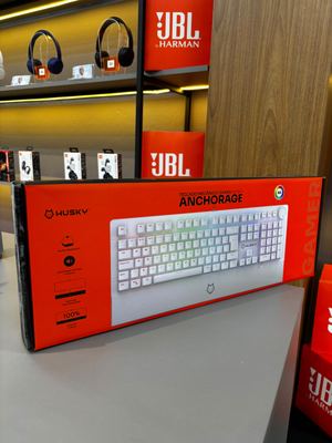 TECLADO MECANICO GAMER HUSKY ANCHORAGE FULL SIZE RGB SWITCH GATERON EF BROWN ABNT2 BRANCO HTG200BRMA