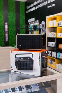 JBL AUTH 300BLKBR